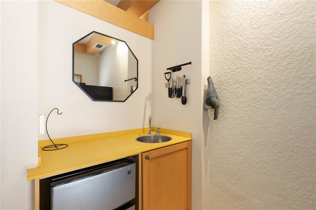 待售: $179,500 (2 贝兹, 2 浴室, 1125 平方英尺)