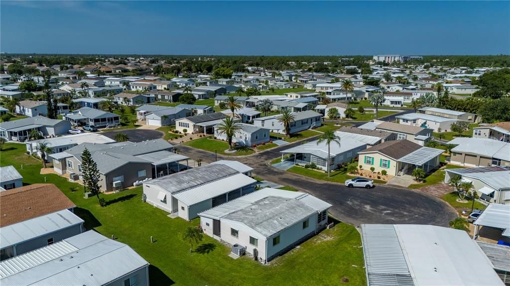 待售: $130,000 (2 贝兹, 1 浴室, 736 平方英尺)