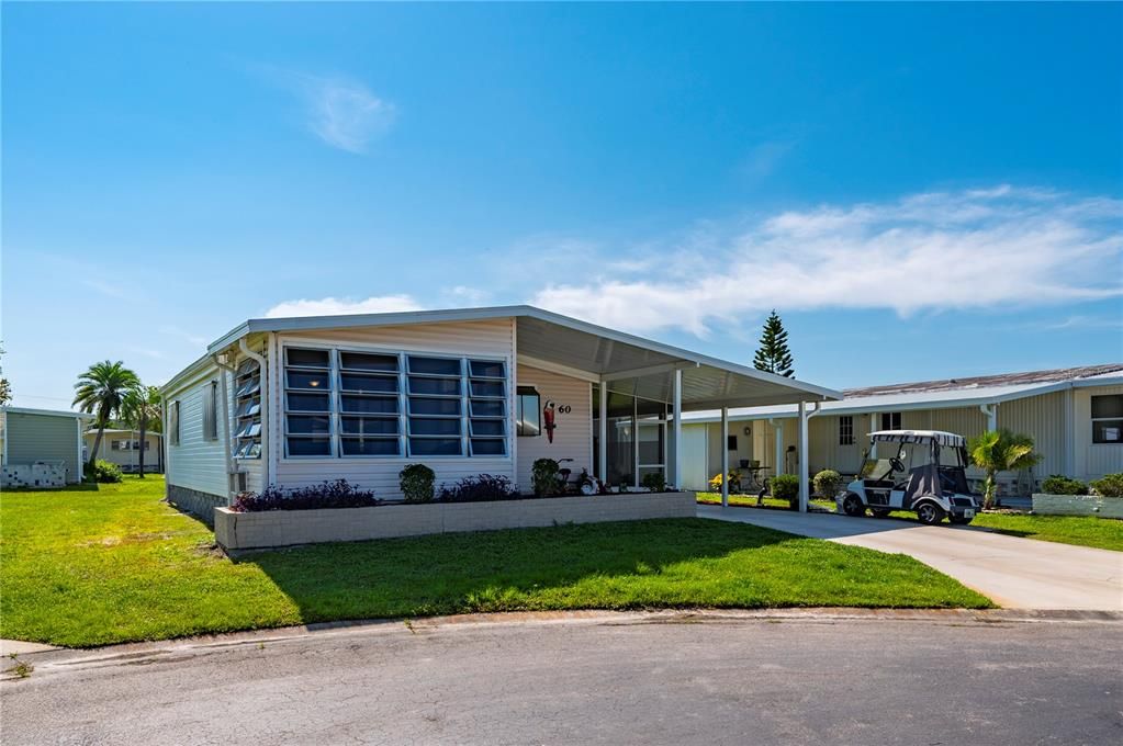 待售: $130,000 (2 贝兹, 1 浴室, 736 平方英尺)