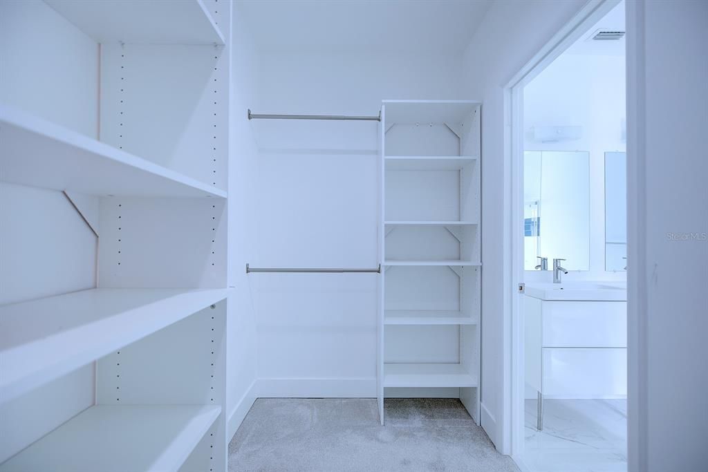 En Venta: $279,000 (3 camas, 2 baños, 1359 Pies cuadrados)