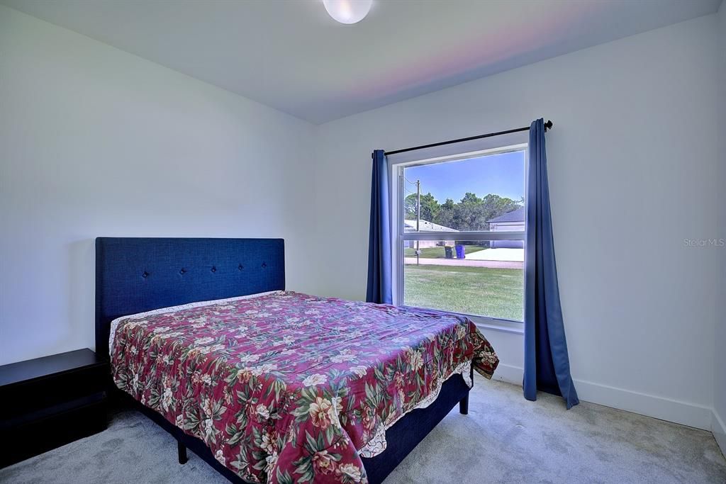 En Venta: $279,000 (3 camas, 2 baños, 1359 Pies cuadrados)