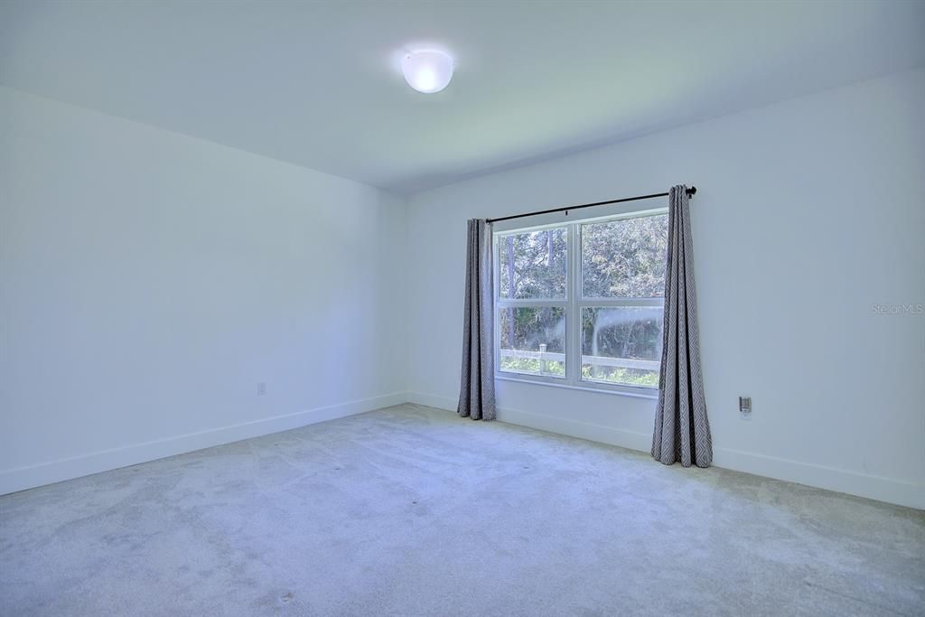 En Venta: $279,000 (3 camas, 2 baños, 1359 Pies cuadrados)