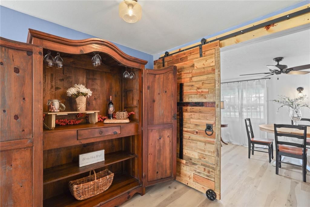 待售: $269,900 (2 贝兹, 2 浴室, 1026 平方英尺)