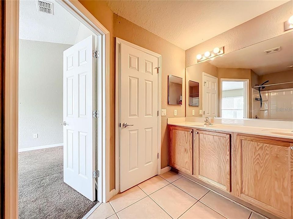 待售: $200,000 (3 贝兹, 2 浴室, 1584 平方英尺)