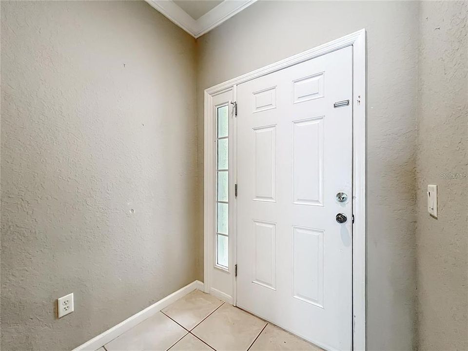 待售: $200,000 (3 贝兹, 2 浴室, 1584 平方英尺)