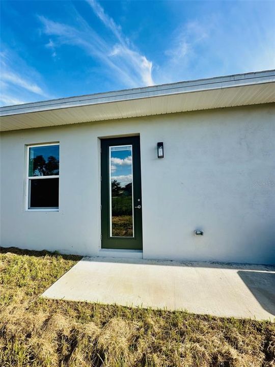 En Renta: $2,600 (5 camas, 3 baños, 2600 Pies cuadrados)