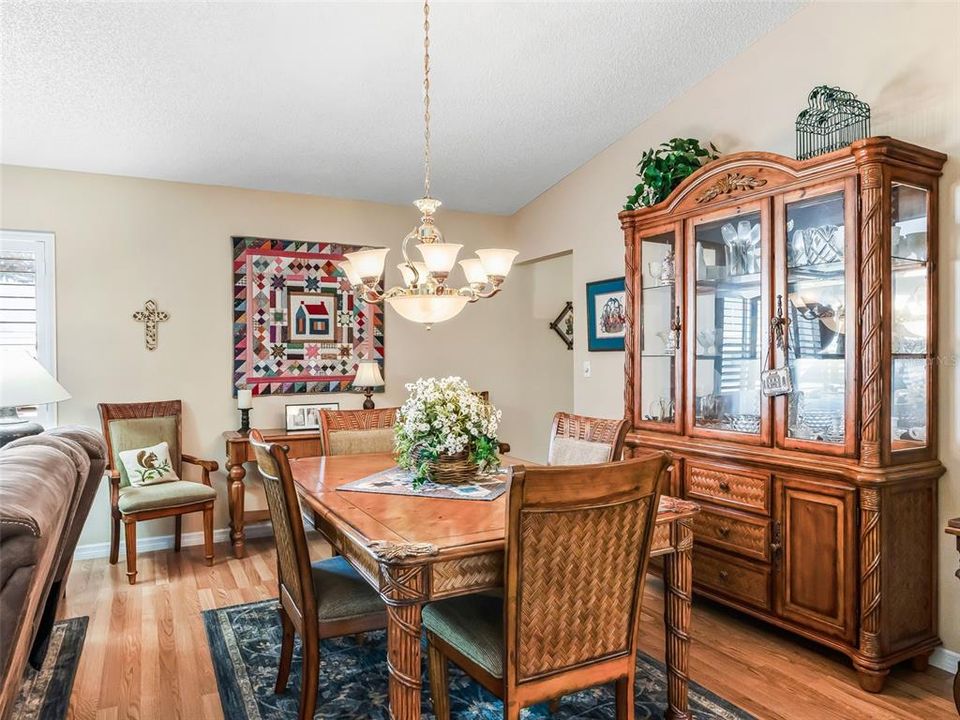 Active With Contract: $299,700 (3 beds, 2 baths, 2118 Square Feet)