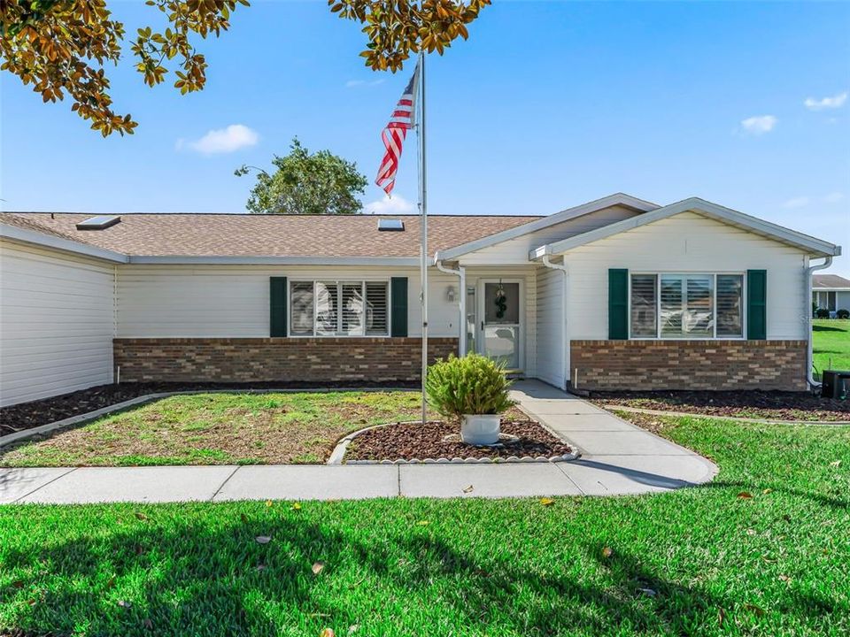 Active With Contract: $299,700 (3 beds, 2 baths, 2118 Square Feet)