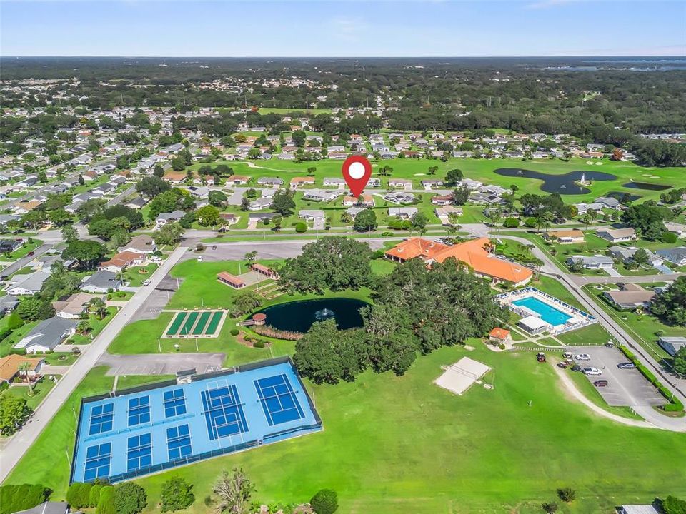 Active With Contract: $299,700 (3 beds, 2 baths, 2118 Square Feet)