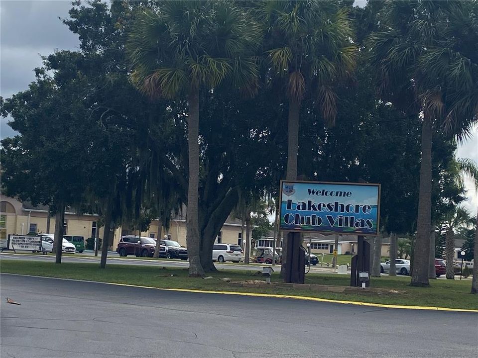 На продажу: $96,000 (1 спален, 1 ванн, 648 Квадратных фут)