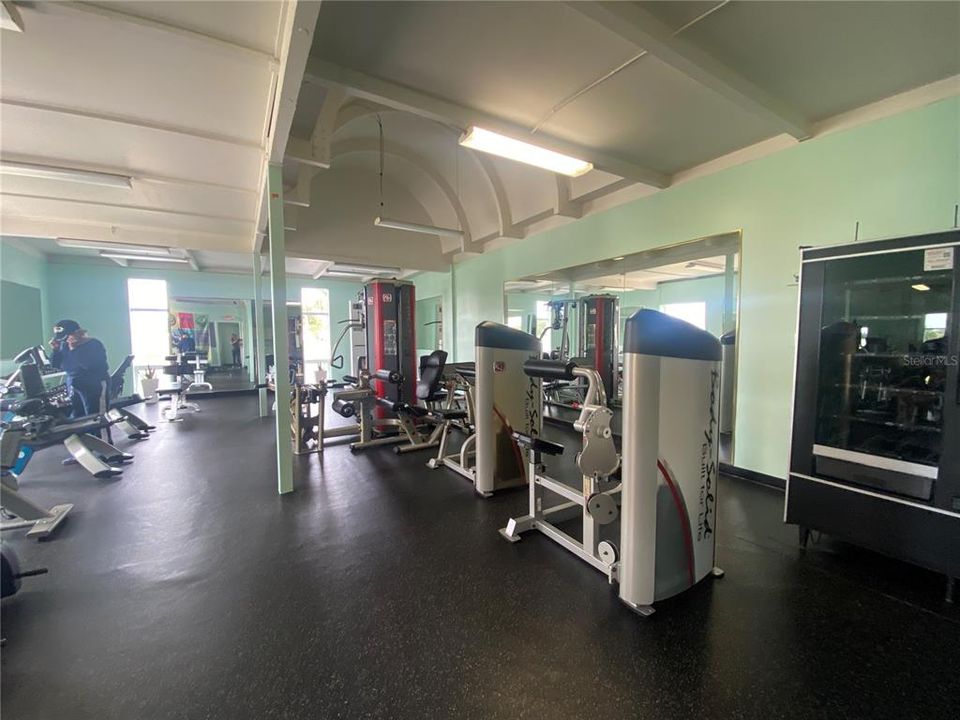 На продажу: $96,000 (1 спален, 1 ванн, 648 Квадратных фут)