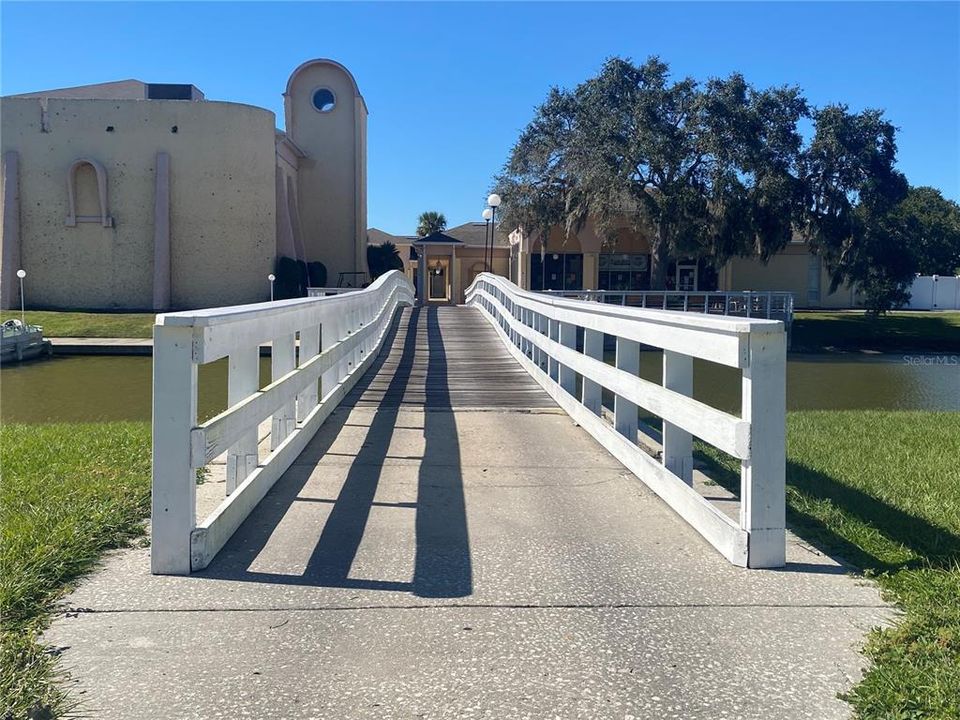 На продажу: $96,000 (1 спален, 1 ванн, 648 Квадратных фут)