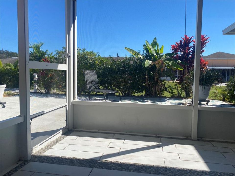 На продажу: $96,000 (1 спален, 1 ванн, 648 Квадратных фут)