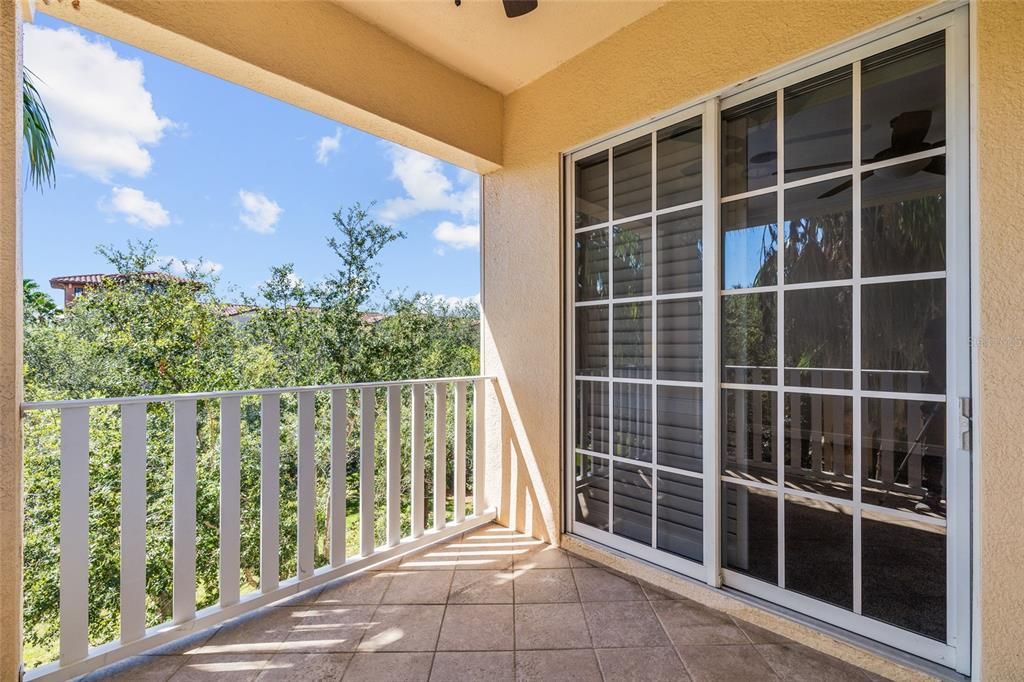 En Venta: $775,000 (3 camas, 3 baños, 2262 Pies cuadrados)