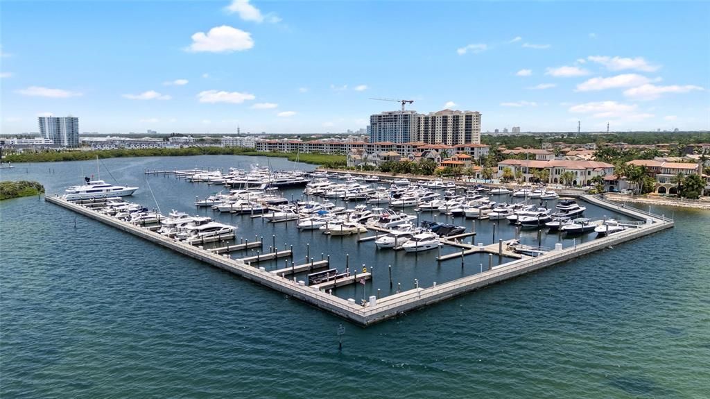 En Venta: $775,000 (3 camas, 3 baños, 2262 Pies cuadrados)