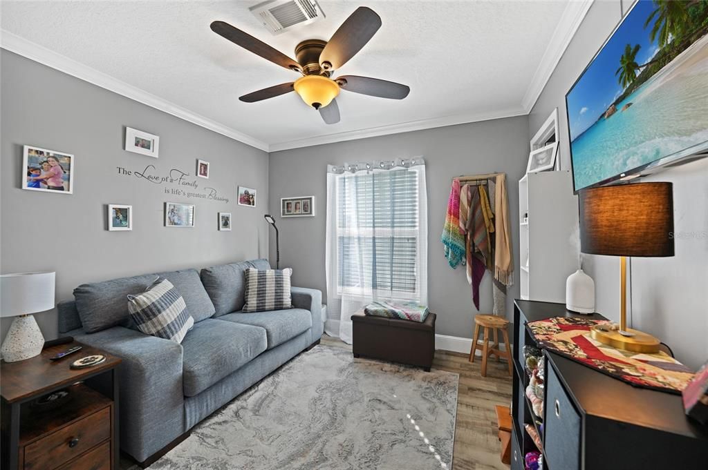 For Sale: $259,000 (3 beds, 2 baths, 1704 Square Feet)