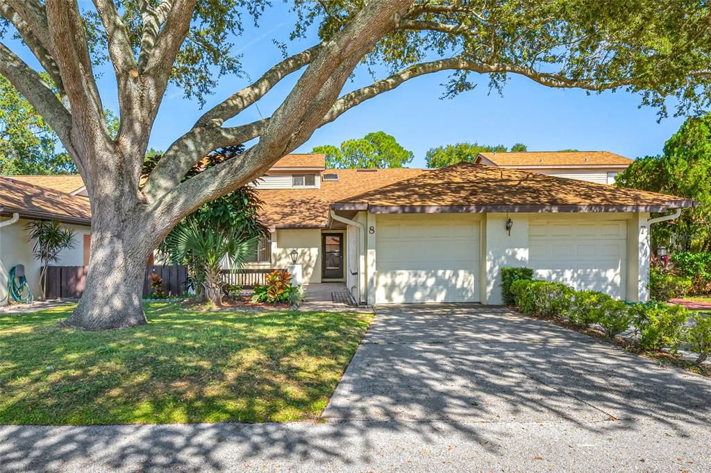 Active With Contract: $199,000 (2 beds, 2 baths, 1306 Square Feet)