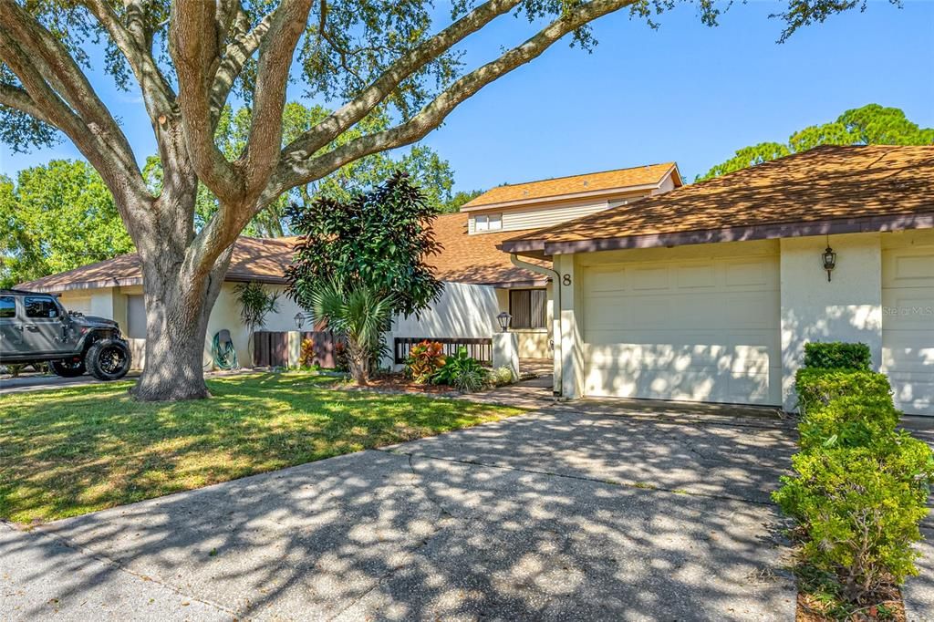 Active With Contract: $199,000 (2 beds, 2 baths, 1306 Square Feet)