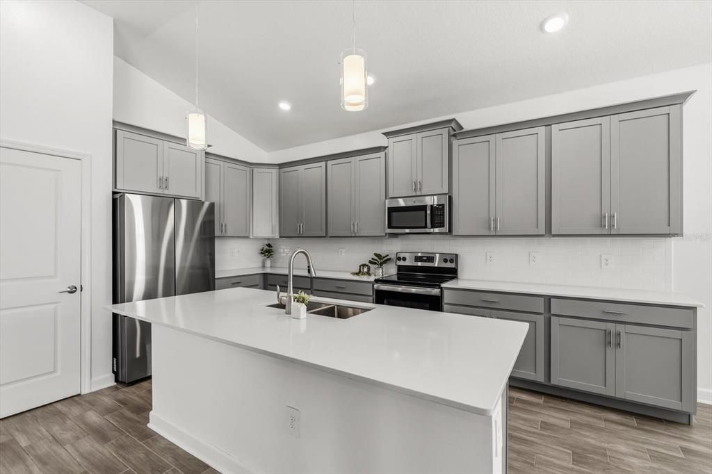 На продажу: $474,999 (4 спален, 3 ванн, 2621 Квадратных фут)