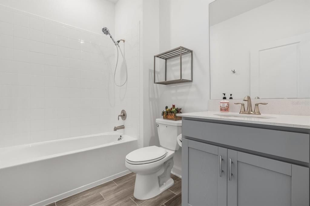 На продажу: $474,999 (4 спален, 3 ванн, 2621 Квадратных фут)