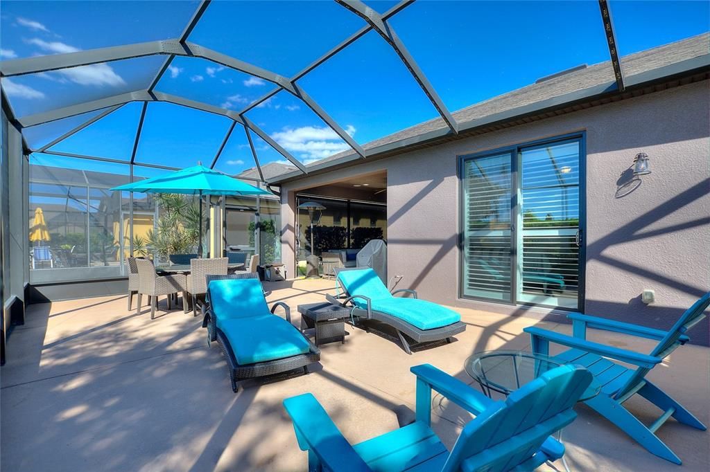 合同活跃: $414,900 (3 贝兹, 2 浴室, 1962 平方英尺)