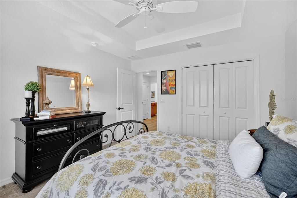 En Venta: $500,000 (3 camas, 2 baños, 1966 Pies cuadrados)