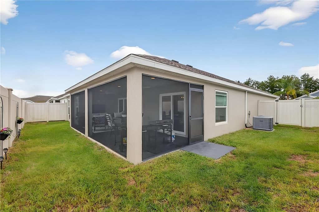 En Venta: $500,000 (3 camas, 2 baños, 1966 Pies cuadrados)