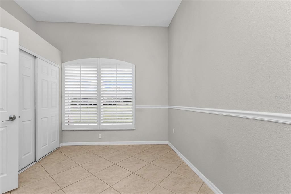 For Sale: $369,000 (4 beds, 2 baths, 1976 Square Feet)