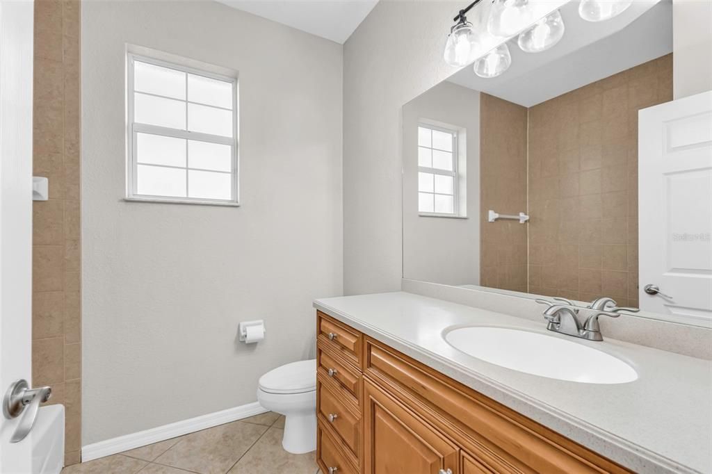 For Sale: $369,000 (4 beds, 2 baths, 1976 Square Feet)