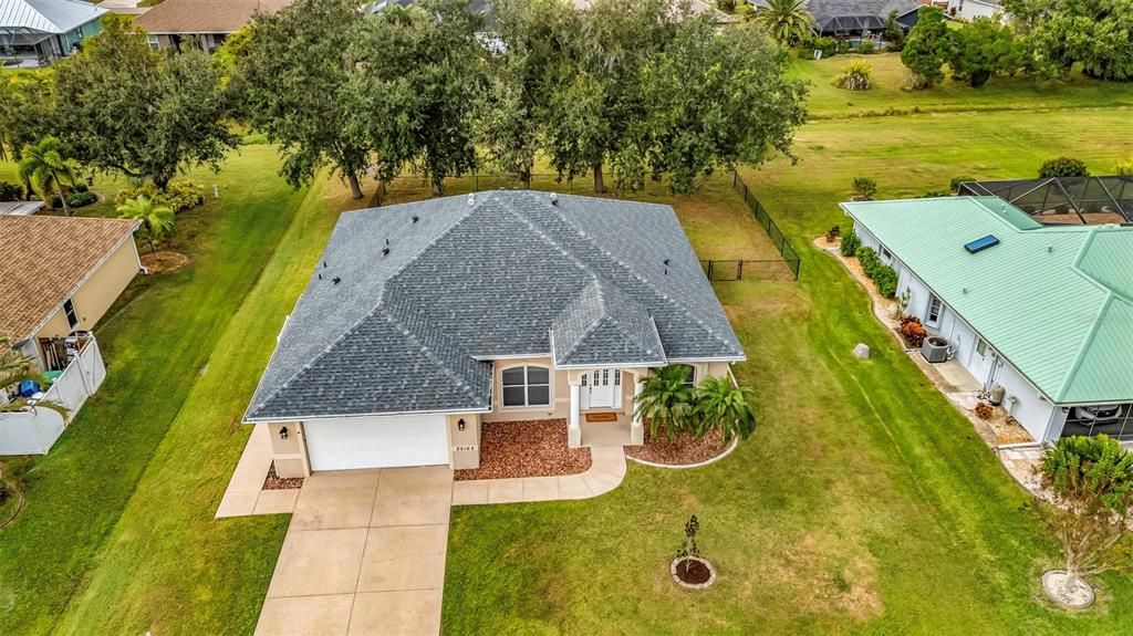 For Sale: $369,000 (4 beds, 2 baths, 1976 Square Feet)