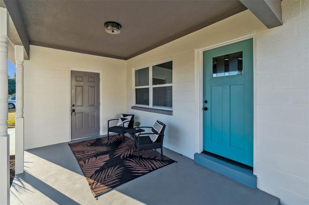 Activo con contrato: $384,900 (2 camas, 2 baños, 1096 Pies cuadrados)