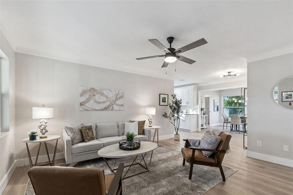 Activo con contrato: $384,900 (2 camas, 2 baños, 1096 Pies cuadrados)