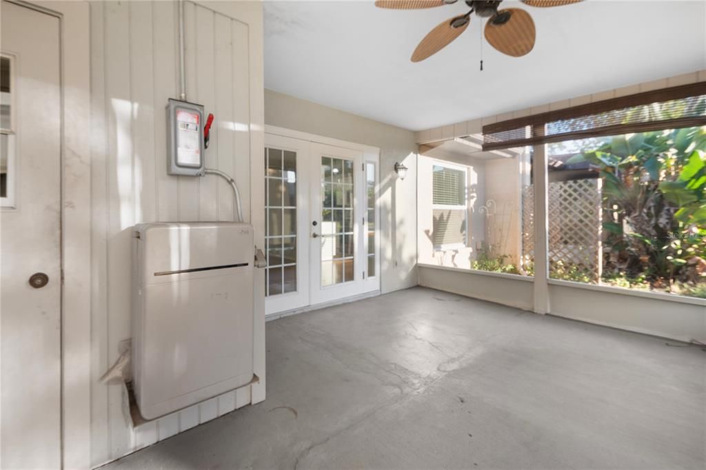 For Sale: $289,900 (3 beds, 2 baths, 1231 Square Feet)