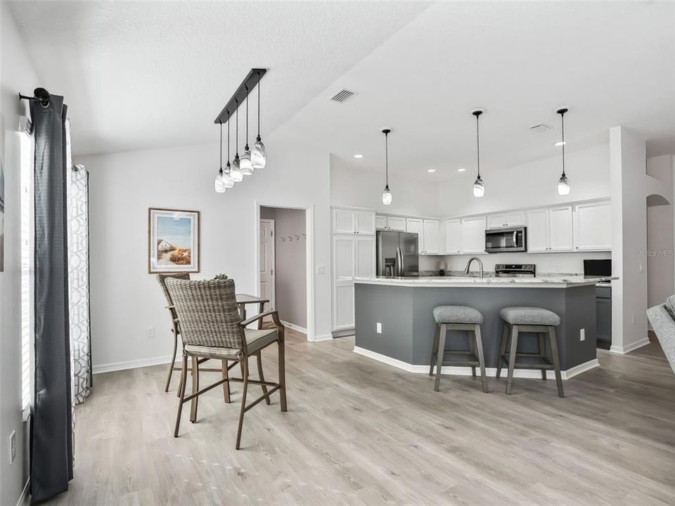 En Venta: $469,000 (3 camas, 2 baños, 1656 Pies cuadrados)