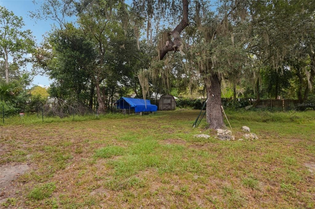 待售: $200,000 (3 贝兹, 1 浴室, 864 平方英尺)