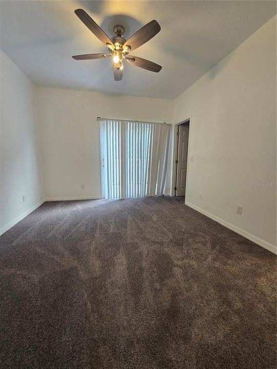 For Rent: $2,050 (3 beds, 3 baths, 1494 Square Feet)