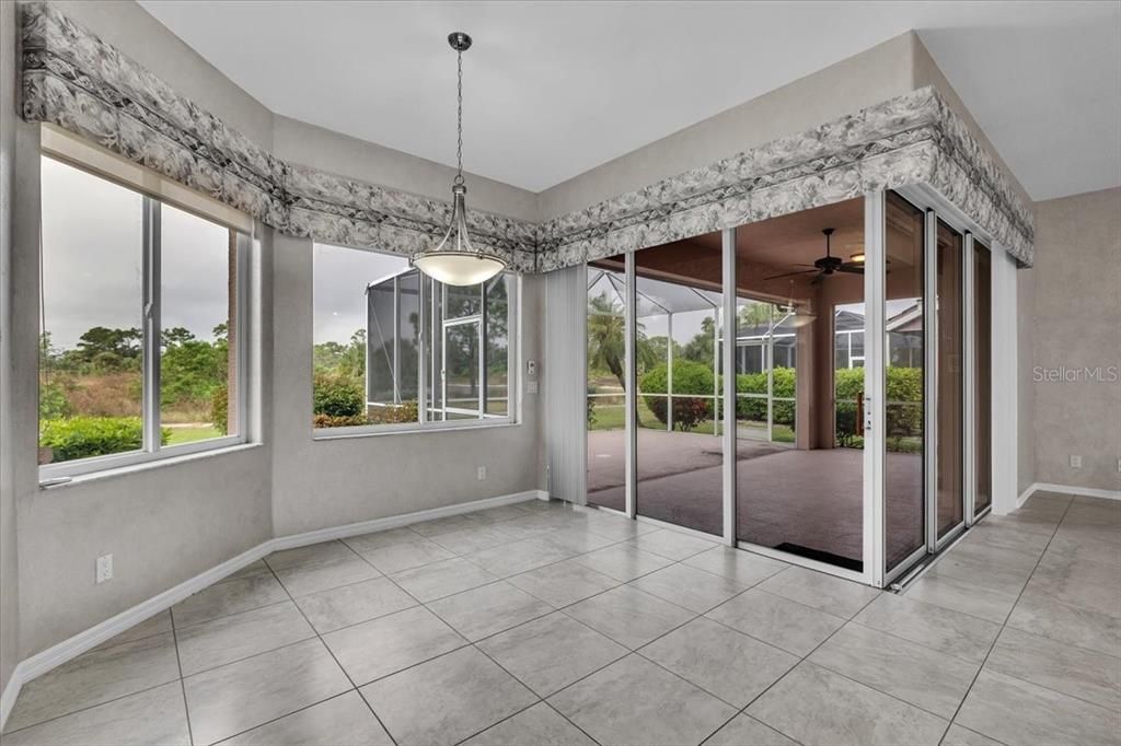 For Sale: $325,000 (3 beds, 2 baths, 1861 Square Feet)