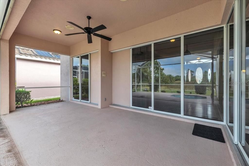 For Sale: $325,000 (3 beds, 2 baths, 1861 Square Feet)