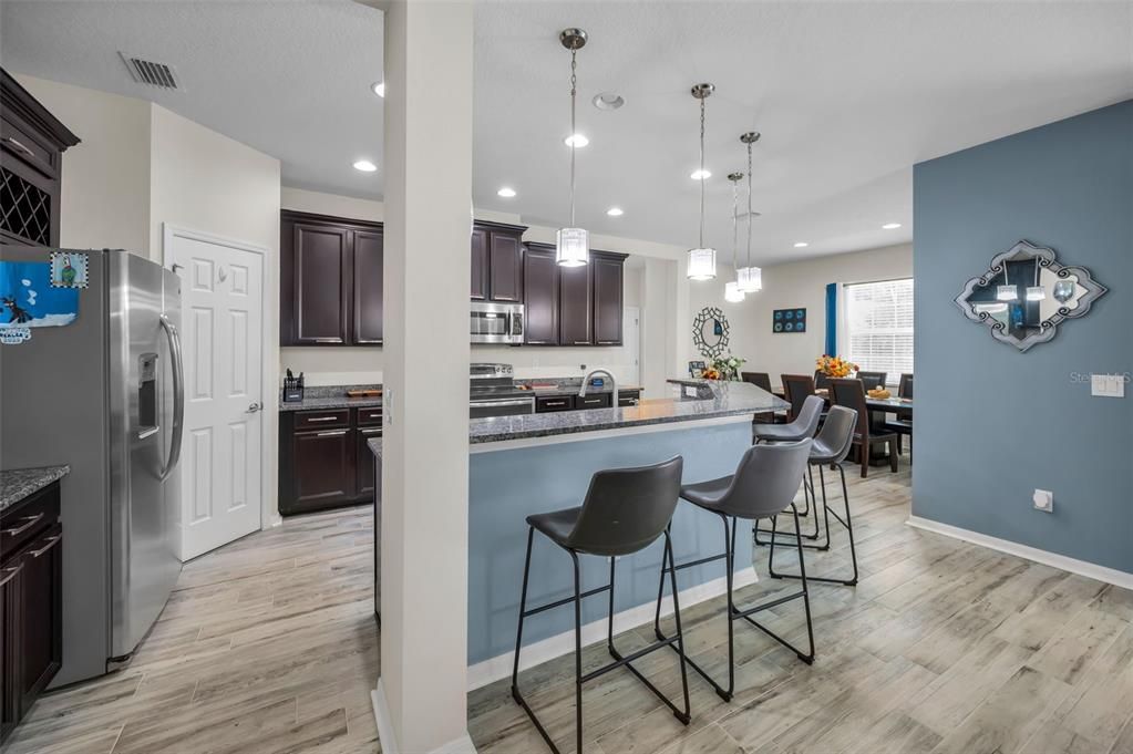 待售: $915,000 (4 贝兹, 3 浴室, 3508 平方英尺)