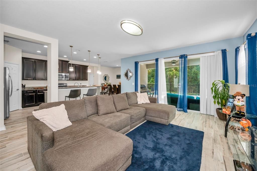 待售: $915,000 (4 贝兹, 3 浴室, 3508 平方英尺)