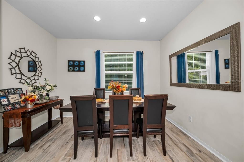 待售: $915,000 (4 贝兹, 3 浴室, 3508 平方英尺)