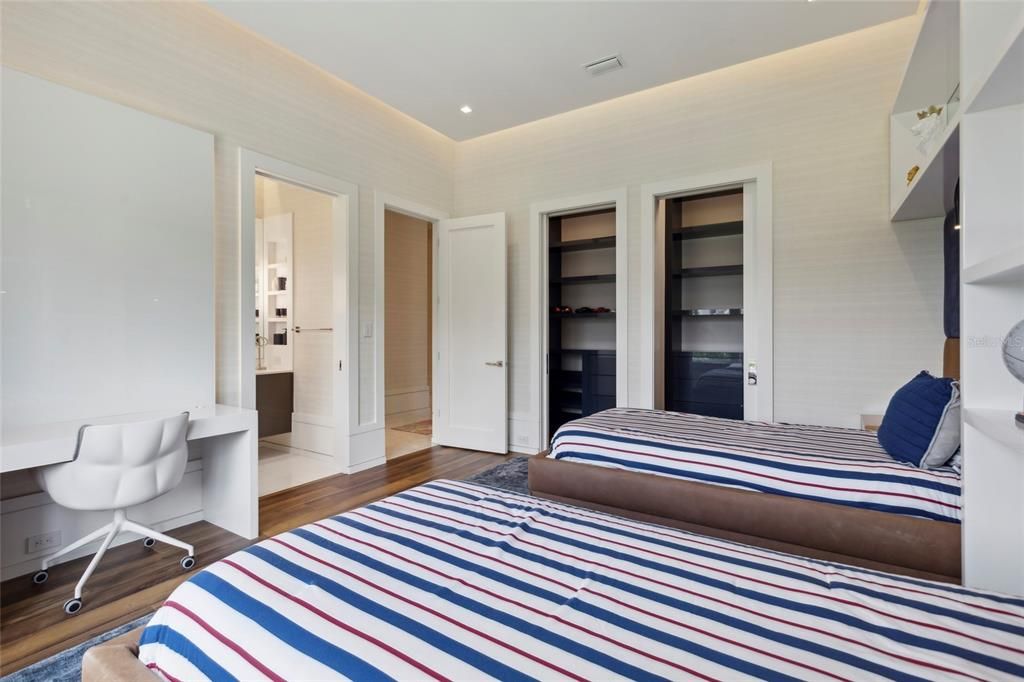 For Sale: $9,999,000 (6 beds, 6 baths, 6783 Square Feet)