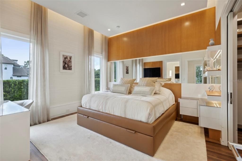 For Sale: $9,999,000 (6 beds, 6 baths, 6783 Square Feet)