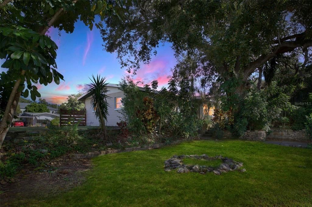 待售: $429,900 (3 贝兹, 2 浴室, 1588 平方英尺)