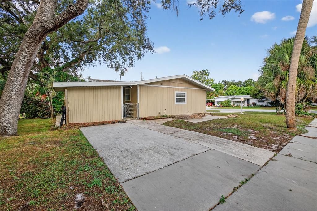 待售: $429,900 (3 贝兹, 2 浴室, 1588 平方英尺)