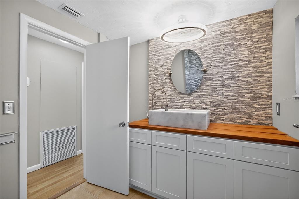 待售: $429,900 (3 贝兹, 2 浴室, 1588 平方英尺)