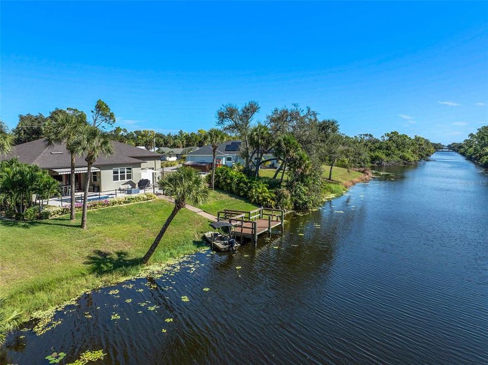 For Sale: $648,000 (2 beds, 2 baths, 1841 Square Feet)