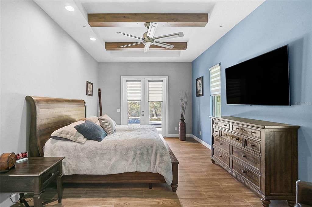 For Sale: $648,000 (2 beds, 2 baths, 1841 Square Feet)