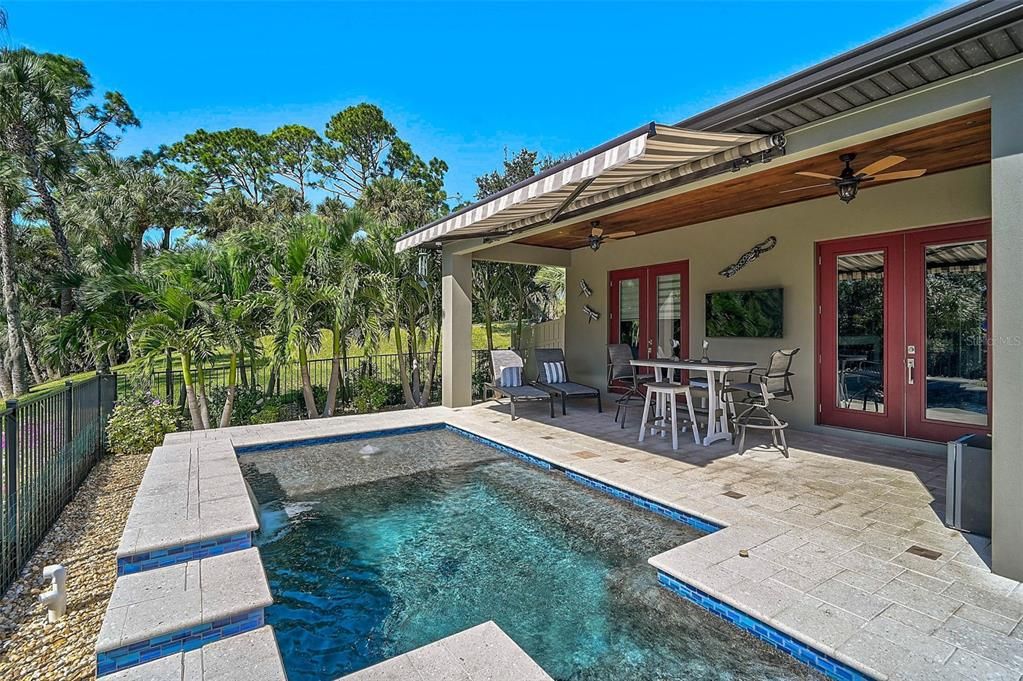 For Sale: $648,000 (2 beds, 2 baths, 1841 Square Feet)