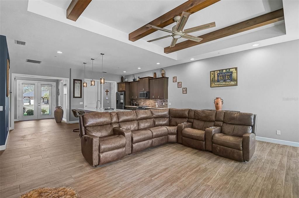 For Sale: $648,000 (2 beds, 2 baths, 1841 Square Feet)